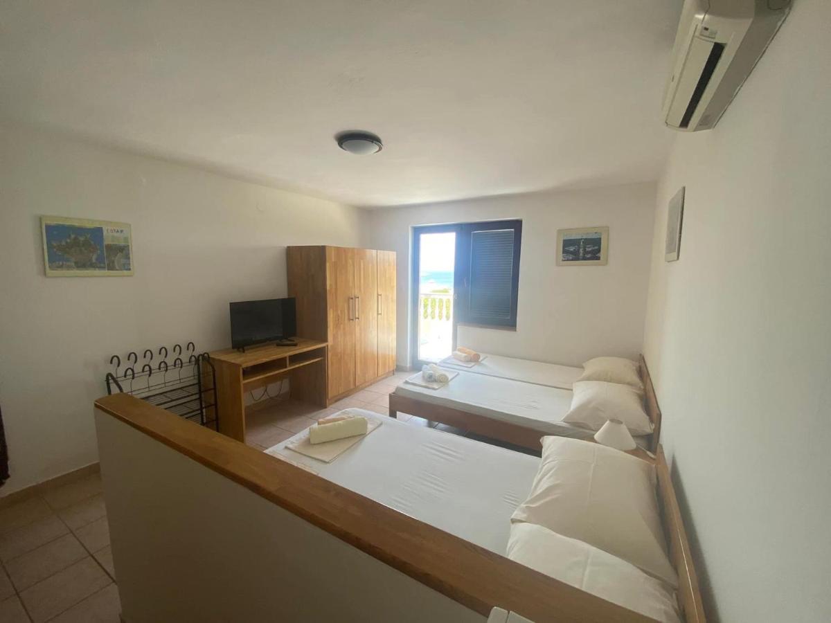 Apartmani Sunset Лопар Екстериор снимка