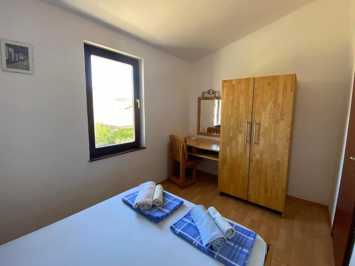 Apartmani Sunset Лопар Екстериор снимка
