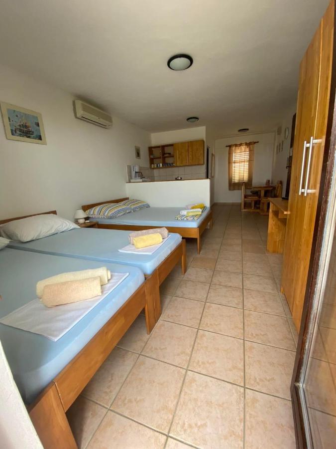 Apartmani Sunset Лопар Екстериор снимка